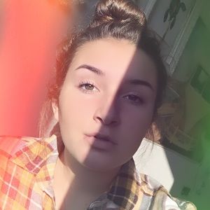 Meet your Posher, Haley